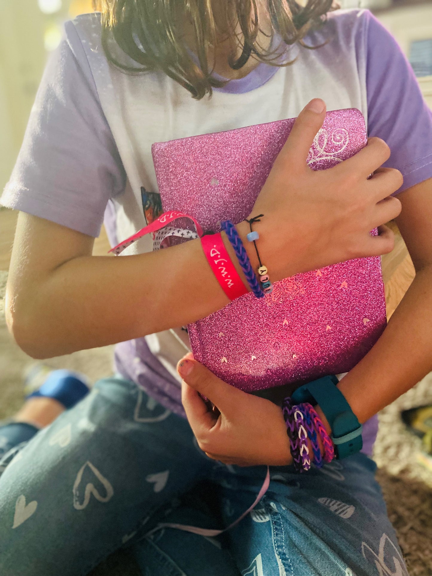 WWJD RIbbon TIe Bands Bracelet | Truthful Lips