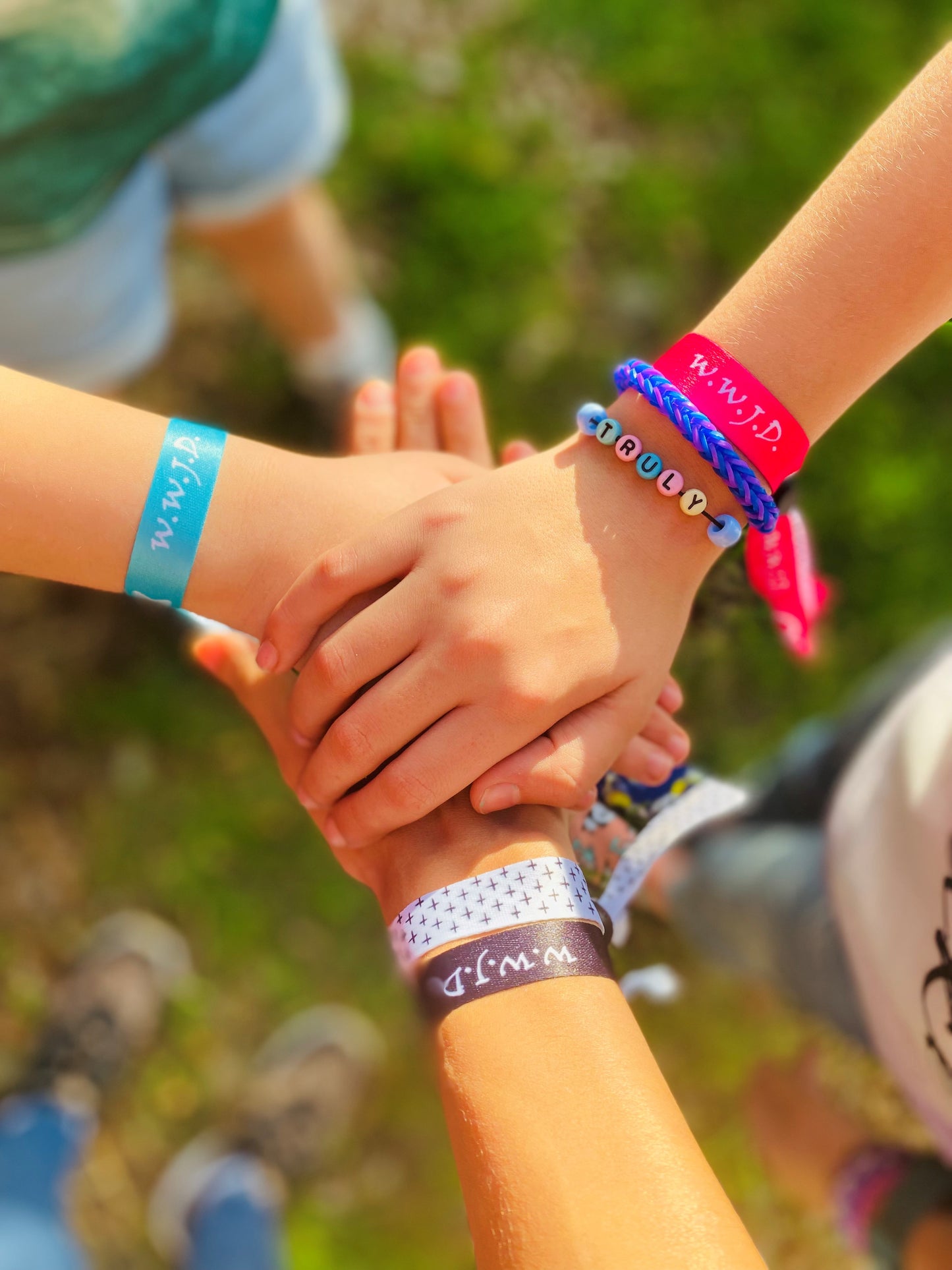 WWJD RIbbon TIe Bands Bracelet | Truthful Lips